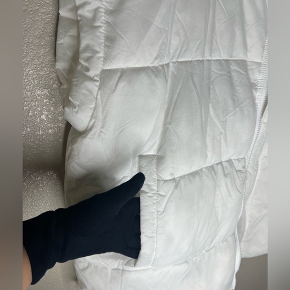 Free People Movement In A Bubble Puffer Vest Jacket In White - Picture 7 of 16